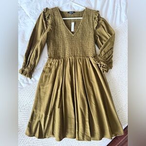 NEW W/TAGS Madewell Flannel Lucie V-Neck Smocked Dress Size Small Khaki Green